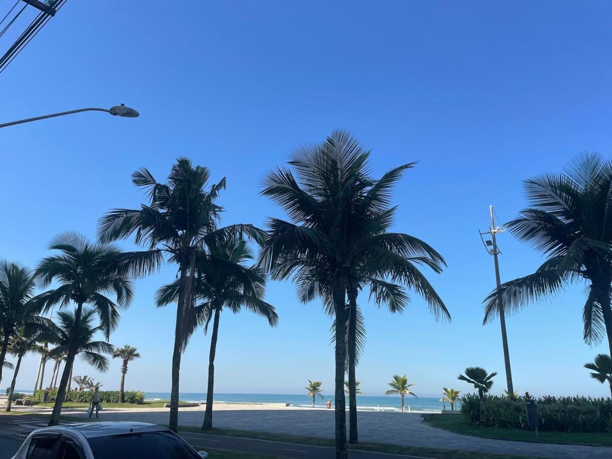 Habitat - Predio De Frente Pro Mar Apartment Praia Grande  Bagian luar foto